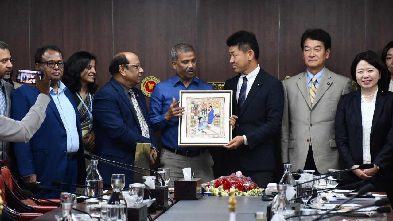 A K ARAFAT@DW24/daily vlog (94).png